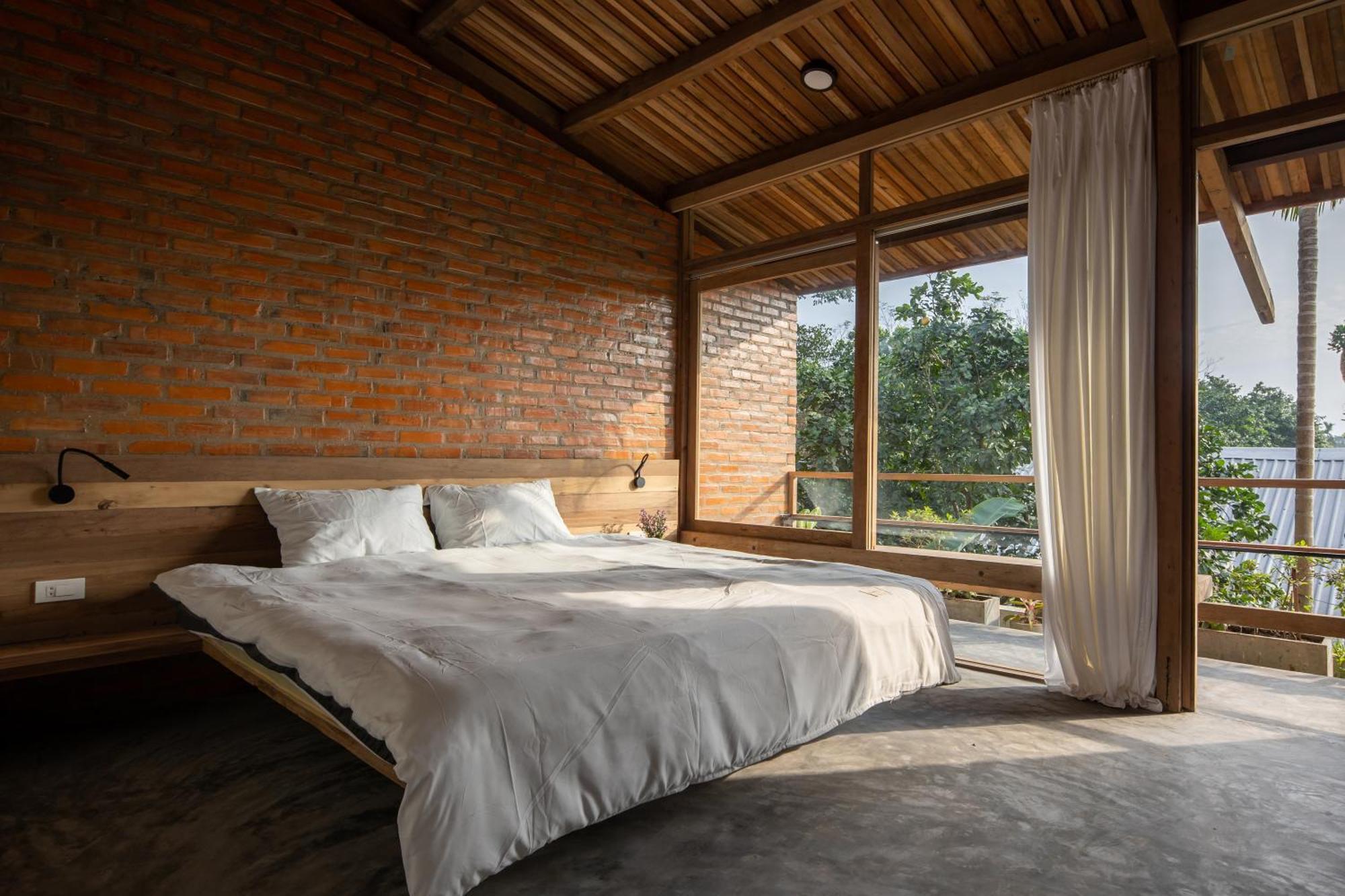 Hachi Homestay & Spa Hue Bagian luar foto