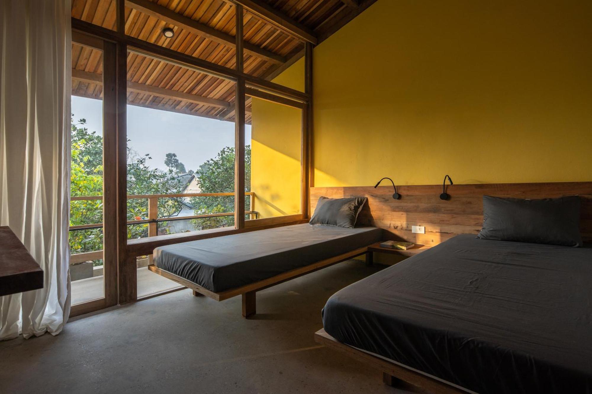 Hachi Homestay & Spa Hue Bagian luar foto