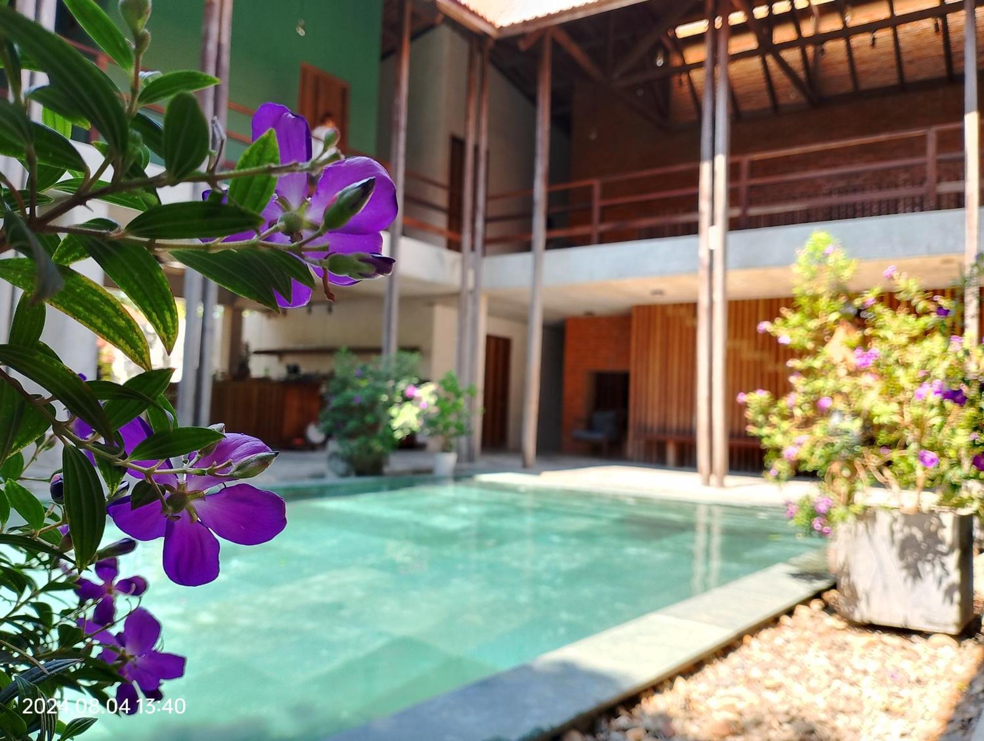 Hachi Homestay & Spa Hue Bagian luar foto
