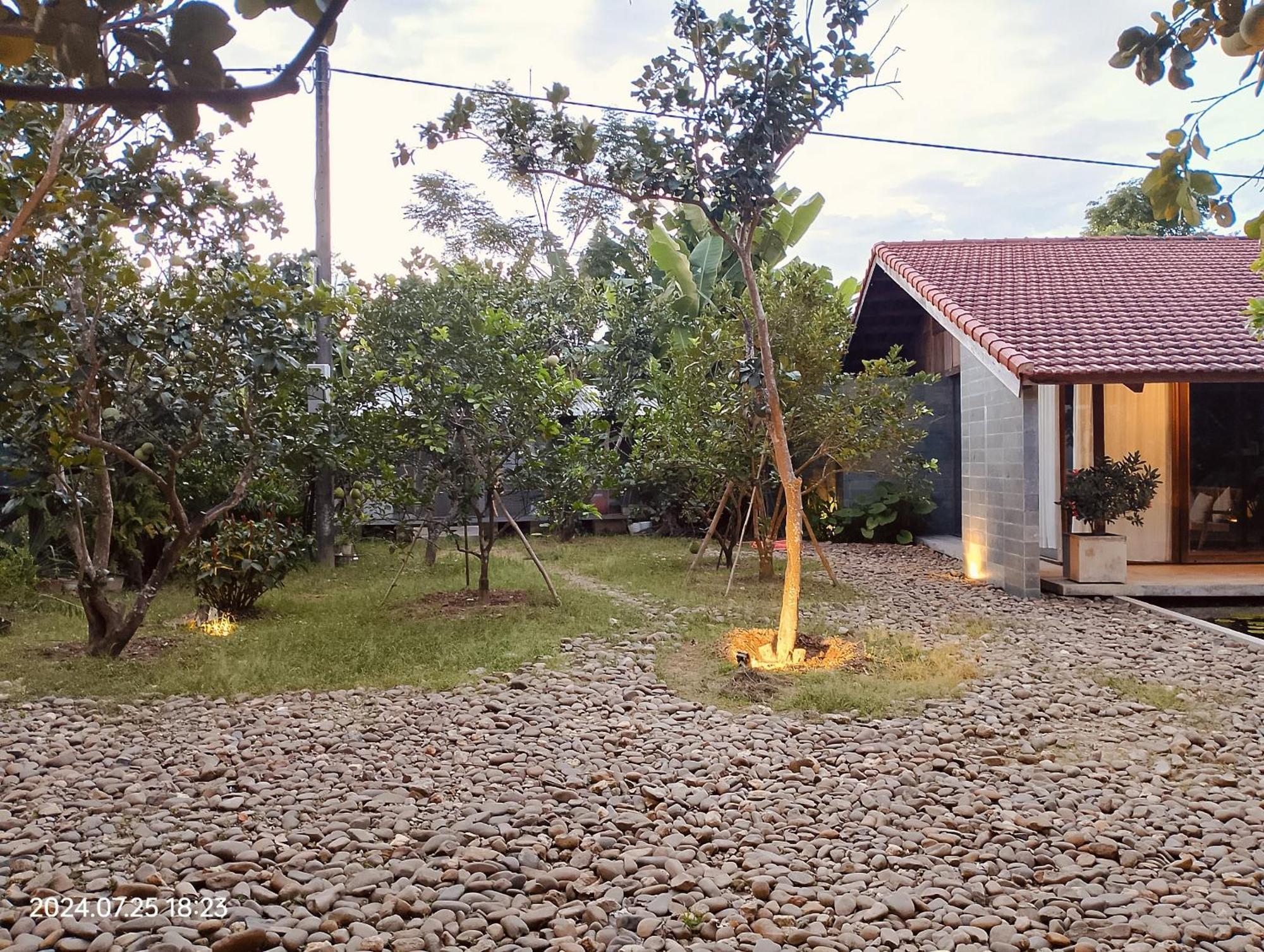 Hachi Homestay & Spa Hue Bagian luar foto